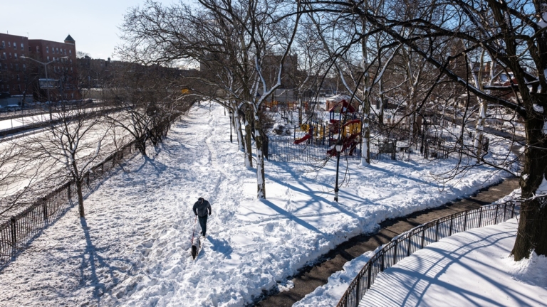 暴雪過後 美東北部開始恢復正常