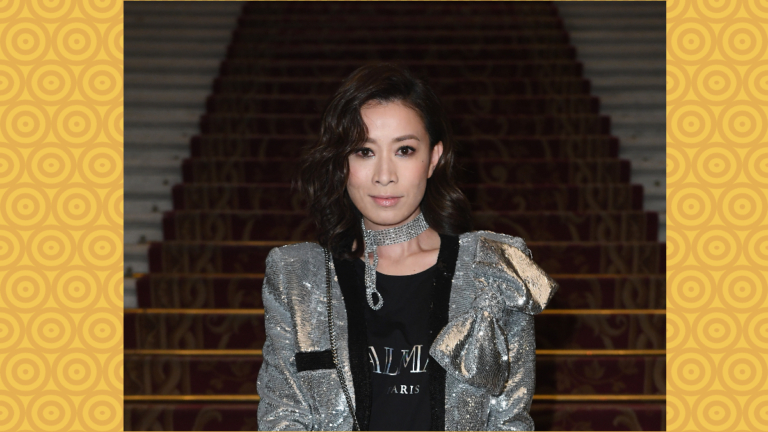 首次與偶像周潤發合照 佘詩曼：內心煙花齊放