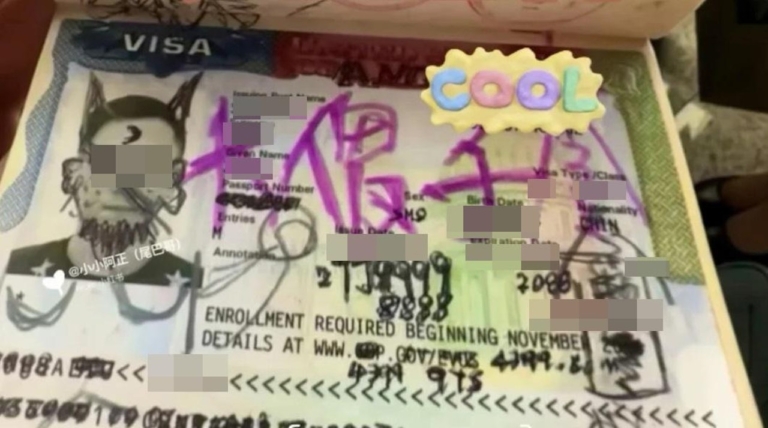 美簽遭熊孩子塗鴉無法登機  三個字讓地勤人員笑趴