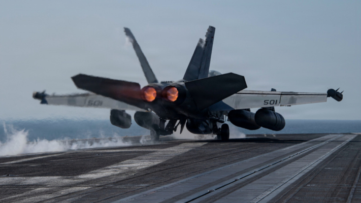 美軍出動數百戰機空襲 摧毀16艘伊布雷艦 影片公布（視頻）