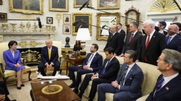 美將鬆綁石油制裁 伊朗內部倒戈 高官資金外逃