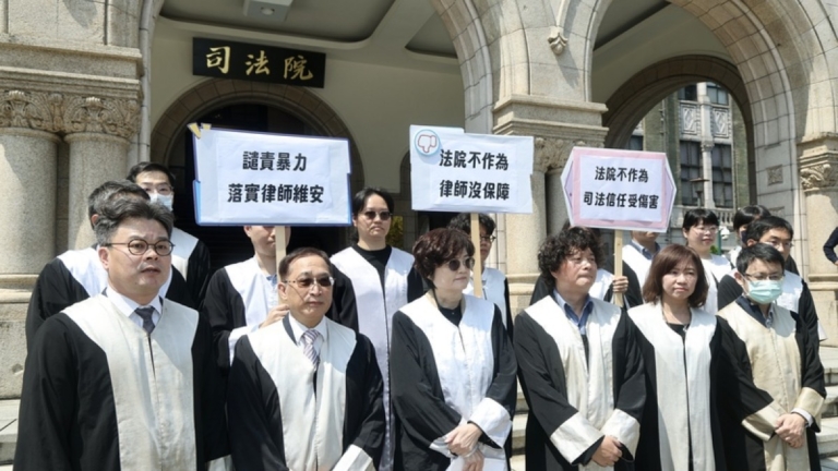 台中女掌摑律師還恐嚇 成全台律師公敵遭起訴