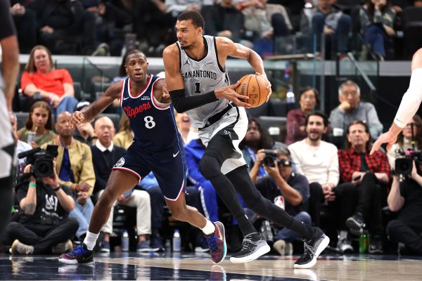 NBA：亞歷山大和文班亞馬競爭 誰會成為MVP
