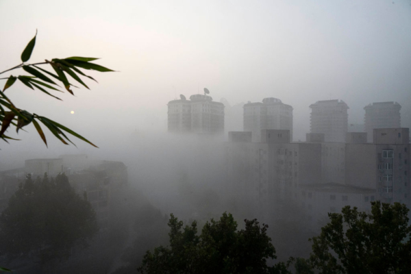 中國多地現極端天氣 10級大風雷暴冰雹來襲