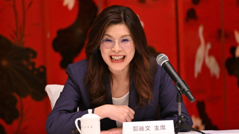 鄭麗文與習北京見面會 記者直播被當場掐斷