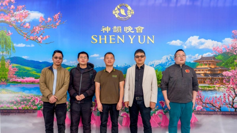 華人讚神韻震撼呈現傳統文化 喚起自豪感