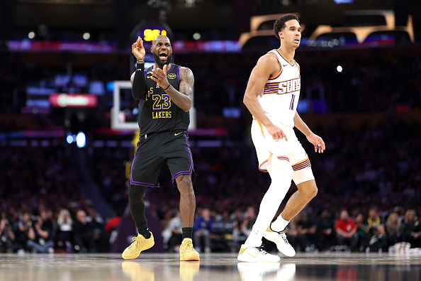 NBA助攻榜 詹姆斯達1萬2千次締里程碑