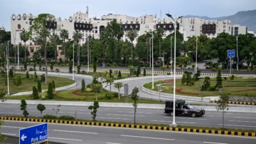 【更新】巴基斯坦封闭道路 新一轮会谈准备中