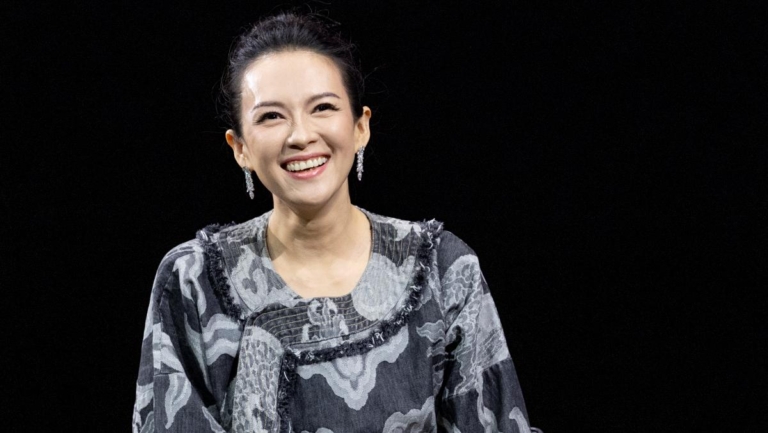 章子怡離婚後仍攜前繼女出遊 獲汪峰前任誇讚
