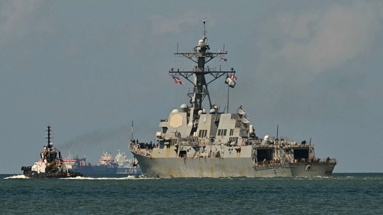 美艦安全通過霍爾木茲海峽 川普揭驚人技術