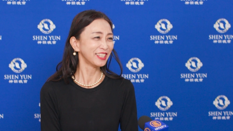 神韻藝術總監是神一般的存在 觀眾感受「洪流」般震撼