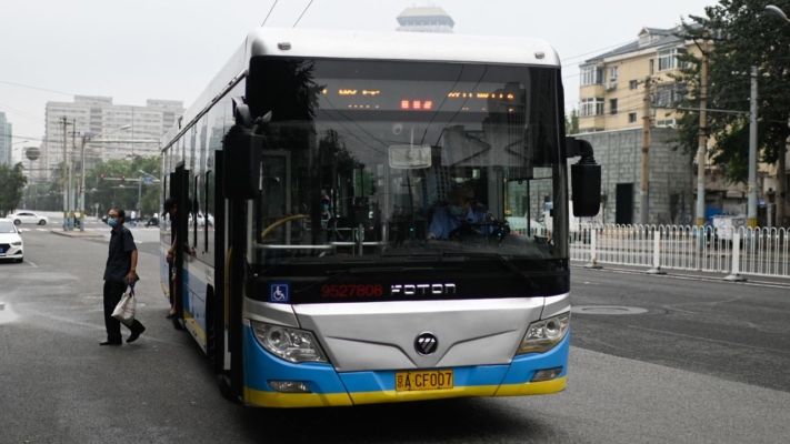俄羅斯遠東大巴翻車 造成中國人2死10傷