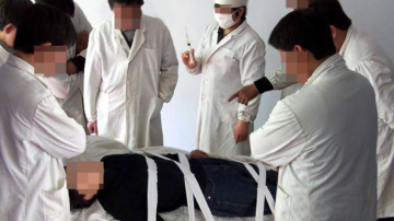 湖北七旬老人被中共注射试验药物 痛苦得满地打滚