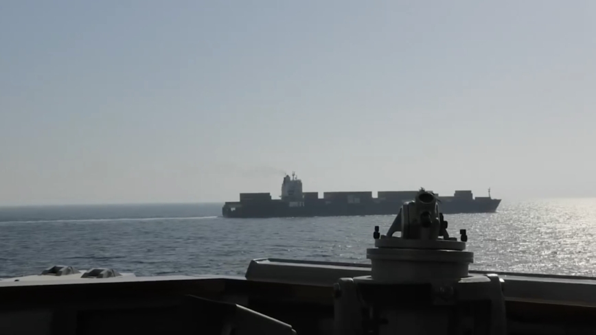 【更新】伊朗巨轮强闯美封锁线 机舱炸出洞遭扣押