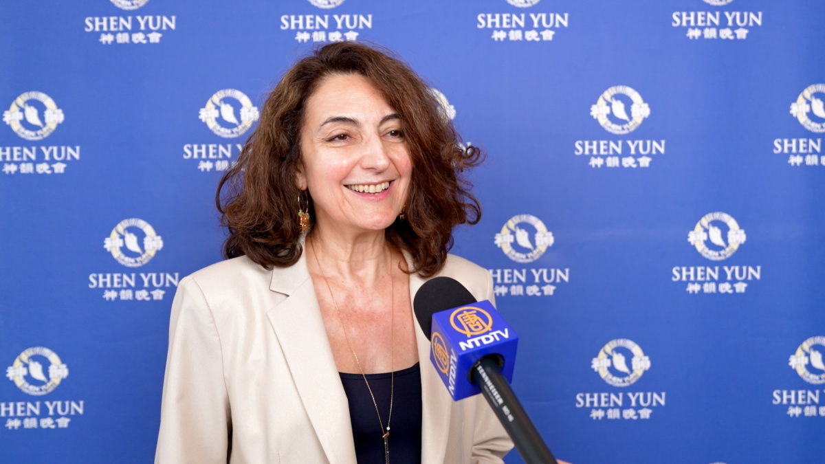 神性貫穿全場 神韻法國薰衣草之鄉全售罄落幕