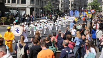 伦敦法轮功游行 纪念“四·二五”吁关注人权