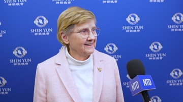 神韵震撼人心 音乐教师盛赞：最高形式的教育