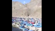 走投無路 傳伊朗現大規模皮卡走私燃油出境