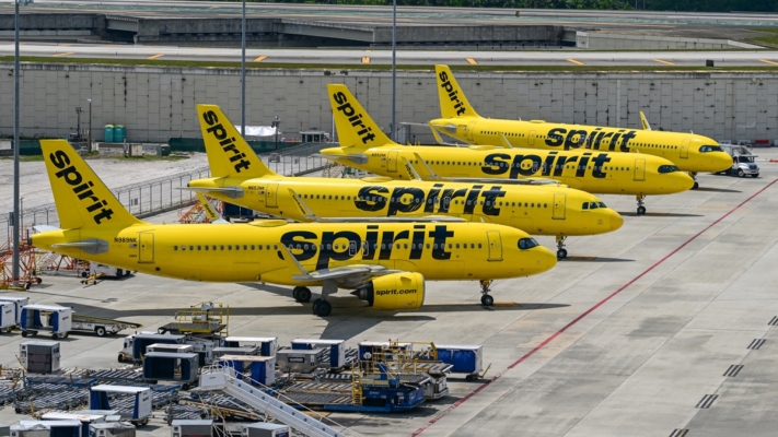 網紅號召全民買下Spirit航空 短短幾天集資破億