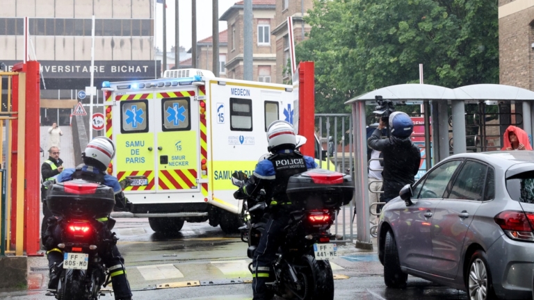 漢坦病毒染疫遊輪靠岸 乘客檢疫隔離返國