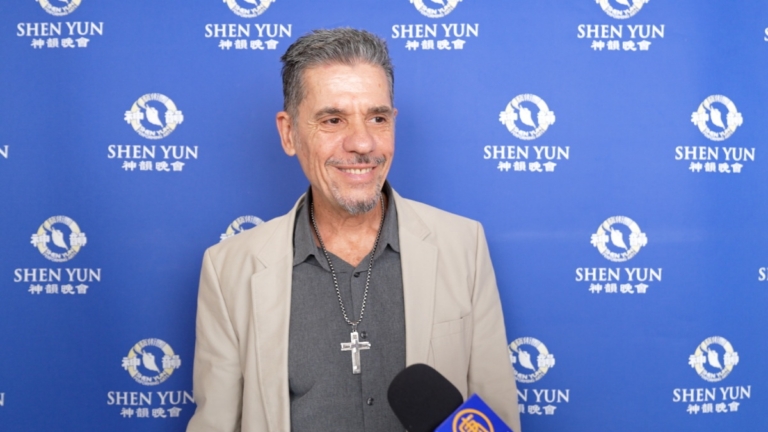 「神韻獨一無二」 法國觀眾感動落淚