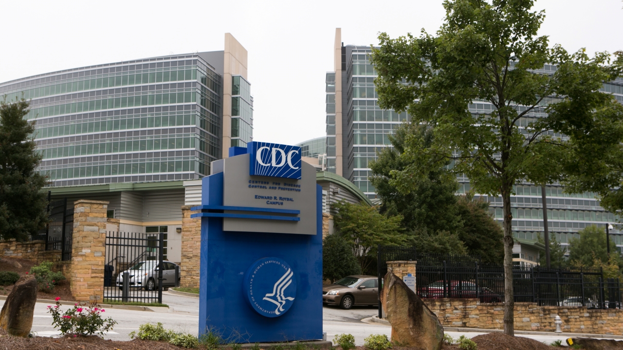 美國疾病控制與預防中心(CDC)最新證實,「環孢子蟲病」已波及全美 45 個州。美國CDC總部大樓資料圖。(Jessica McGowan/Getty Images)