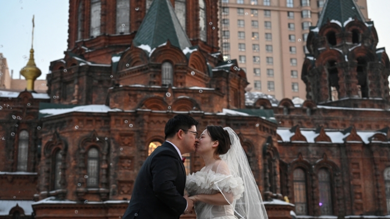 創歷史新低 中國結婚人數九年暴跌五成