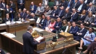 英工党执政风暴 卫生大臣请辞 伯纳姆拟返国会