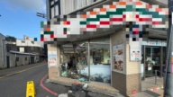 宜兰休旅车撞碎超商落地窗 驾驶肇逃被锁定