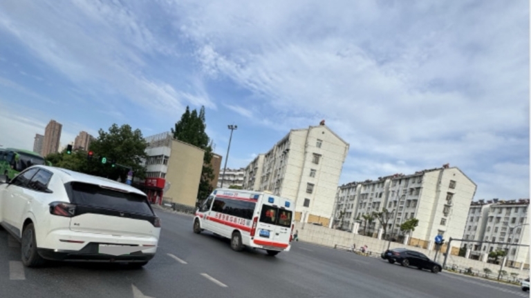 39歲律師在辦案途中去世 生存艱難曾兼跑網約車
