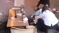 出軌者戒！ 傳貴州女當街捅死情人及原配（視頻）