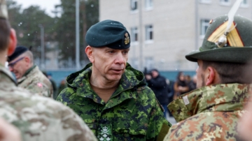 前加軍最高將領：勿犧牲美加關係 靠攏中共
