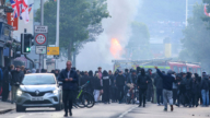 苏丹籍难民袭击路人 英国多地爆发抗议