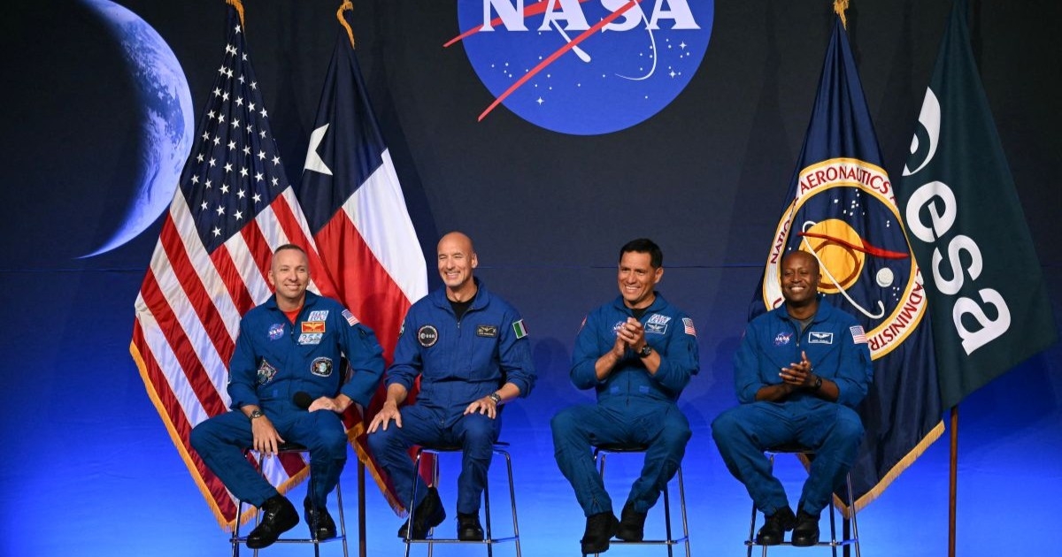 NASA「阿爾忒彌斯3號」 四名宇航員出列| SpaceX | 阿爾忒彌斯4號
