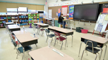 紐約中小學課堂導入AI 過半議員連署表疑慮