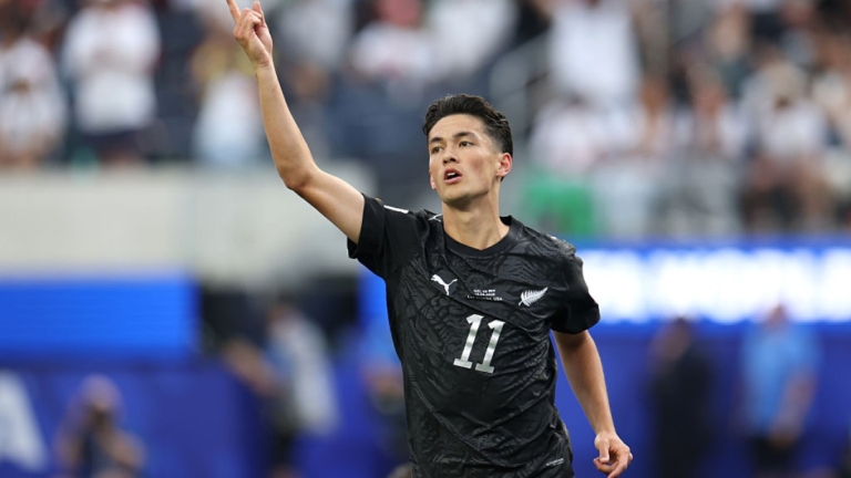 新西蘭2:2踢和伊朗 世界盃15日4場球賽均踢成平手