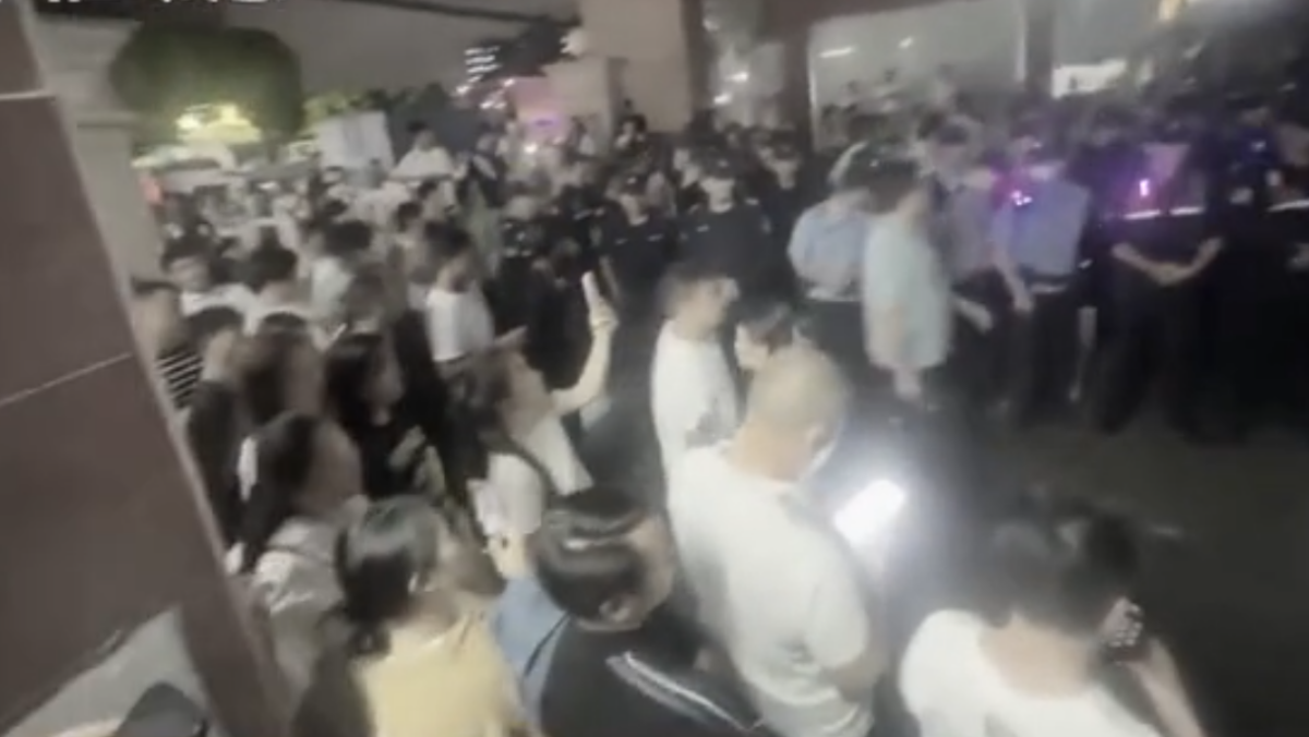 【禁闻】6月16日维权动态 东莞电子厂老板欠薪跑路 引发警民冲突