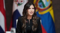 诺姆惊人爆料:中共幕后组织中国人偷渡美边境