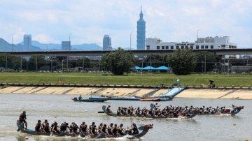 五十國選手齊聚 台北端午龍舟賽熱鬧開戰