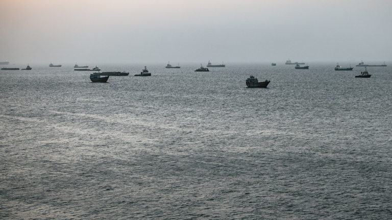 美伊談判推進 海峽流量增加 台灣中油油輪返台