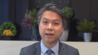 钢琴家朱伟恒赞新唐人钢琴大赛再现古典音乐辉煌