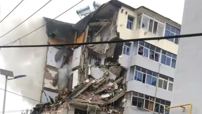 遼寧一居民樓清晨突發爆炸 半邊樓炸飛