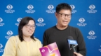 华人夫妇观神韵 体悟信仰是社会基石