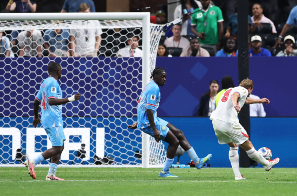 ATLANTA, GEORGIA - JULY 01: Harry Kane #9 of England scores his team's second goal during the FIFA World Cup 2026 Round Of 32 match between England and Congo DR at Atlanta Stadium on July 01, 2026 in Atlanta, Georgia.