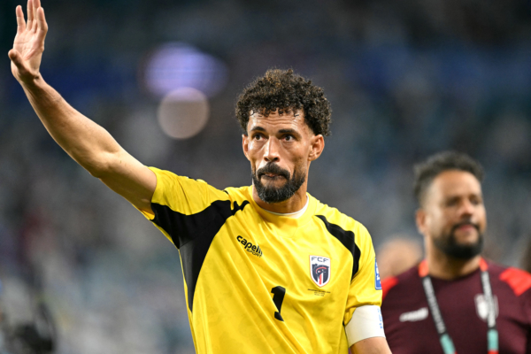 Cape Verde's goalkeeper #01 Vozinha waves after losing the 2026 World Cup round of 32 football match between Argentina and Cape Verde at the Miami Stadium in Miami Gardens on July 3, 2026.
