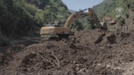中国甘肃土石流村民遭活埋 仍16人失联被埋