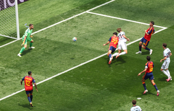 INGLEWOOD, CALIFORNIA - JULY 10: Charles De Ketelaere #17 of Belgium scores his team's first goal during the FIFA World Cup 2026 Quarter Final match between Spain and Belgium at Los Angeles Stadium on July 10, 2026 in Inglewood, California.