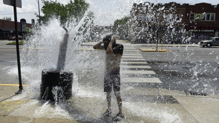 美西遭遇罕見「熱穹頂」最高可達46°C