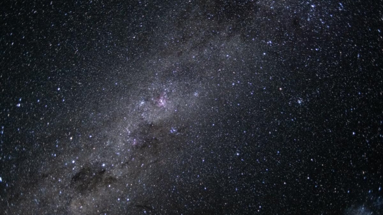 天文學家的「甜蜜」發現：恆星間存在糖分子