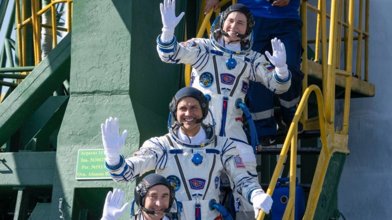 NASA太空人梅農首飛 MS-29成功升空
